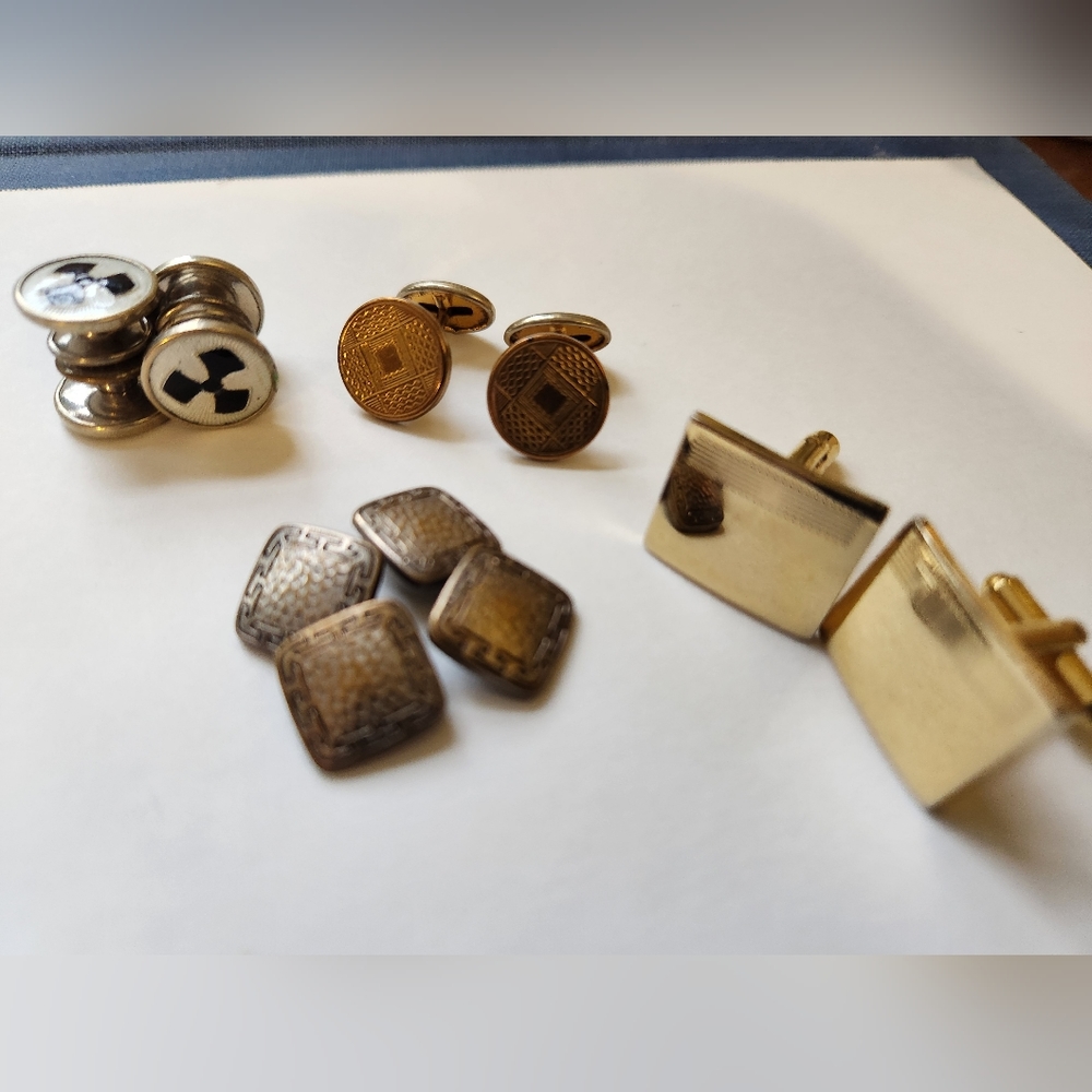 4 sets of VINTAGE Cufflinks